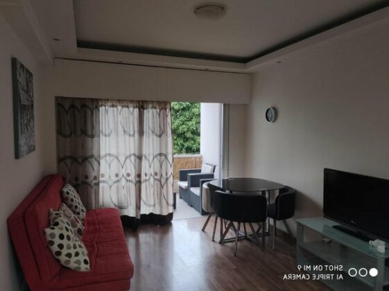 Apartment next to Papas - Photo2