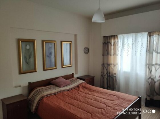 Apartment next to Papas - Photo4