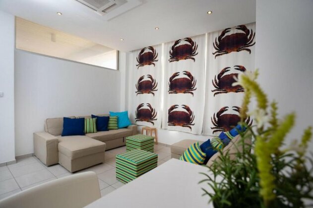 Athenaeum Beachside Studio - Photo2