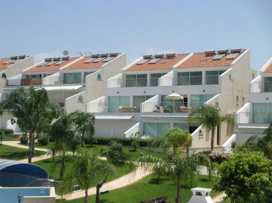 Bayview Gardens - Photo2