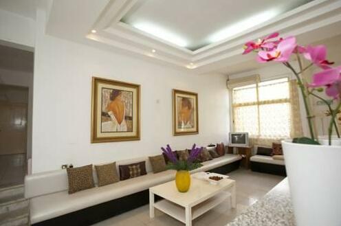 Geotanya Apartments - Photo2