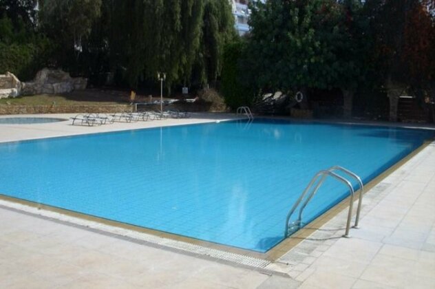 Golden Arches Hotel Limassol - Photo3