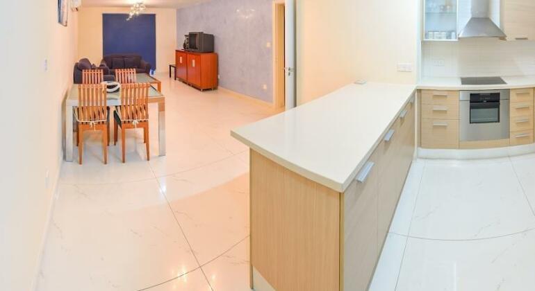 Likehome Camelia Gardens - Photo5