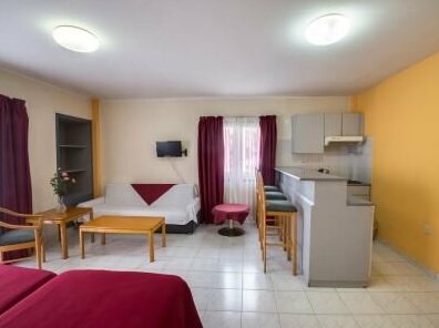 Lobelia Apartments - Photo5