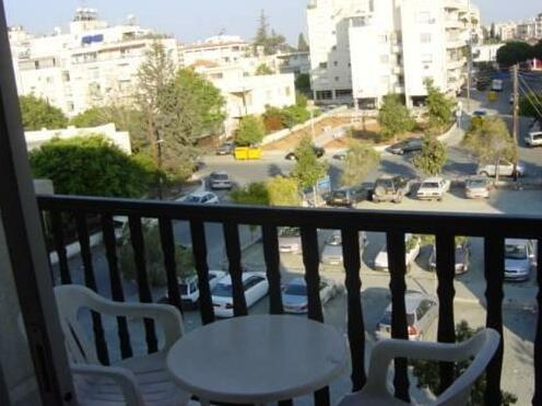 Lordos Hotel Apts Limassol - Photo5