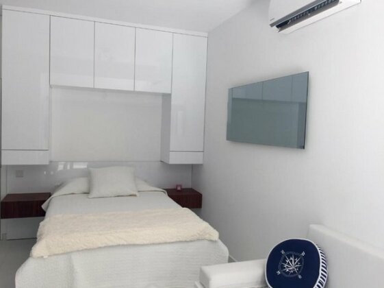Modern Studio Limassol Zypern - Photo3