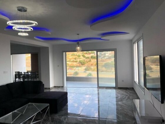Panthea deluxe apts - Photo2