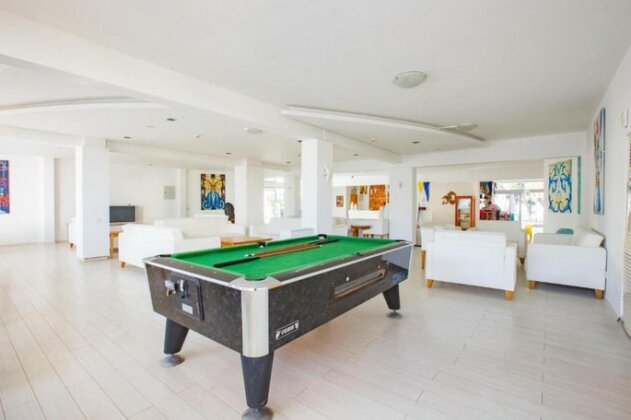Park Beach Hotel - Photo4