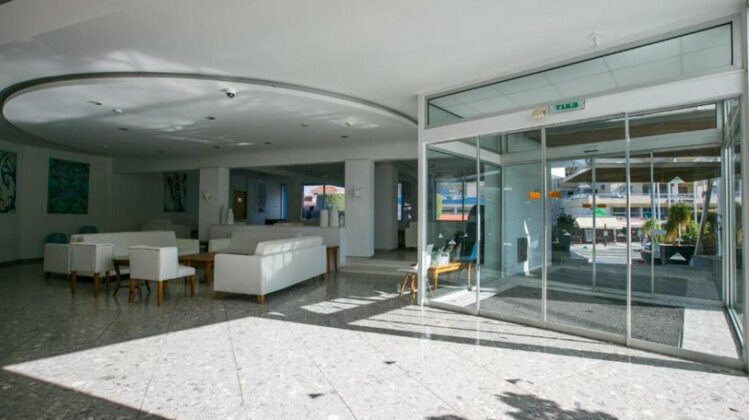 Park Beach Hotel - Photo5