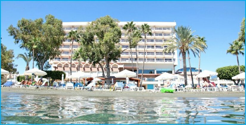 Poseidonia Beach Hotel - Photo2