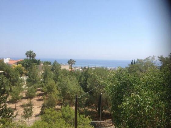 Roussos Sunshine Complex Maisonette 1