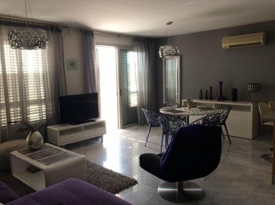 Sea View Penthouse - Photo3
