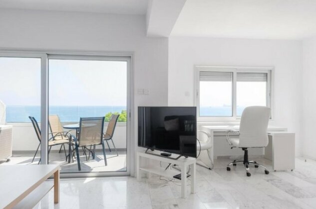 Seaview Luxury 2 Bedroom Apartment - Photo4