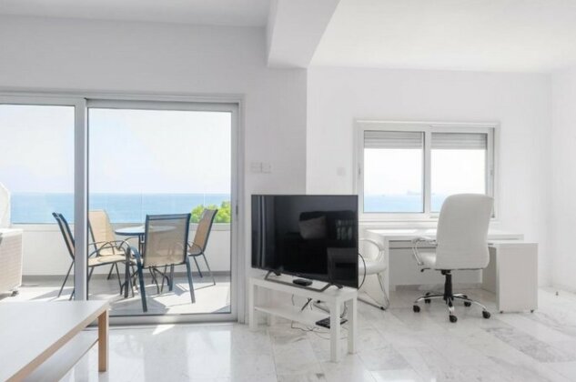 Seaview Luxury 2 Bedroom Apartment - Photo4