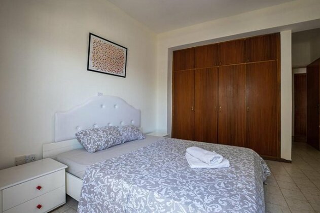 White Hostel Limassol - Photo3