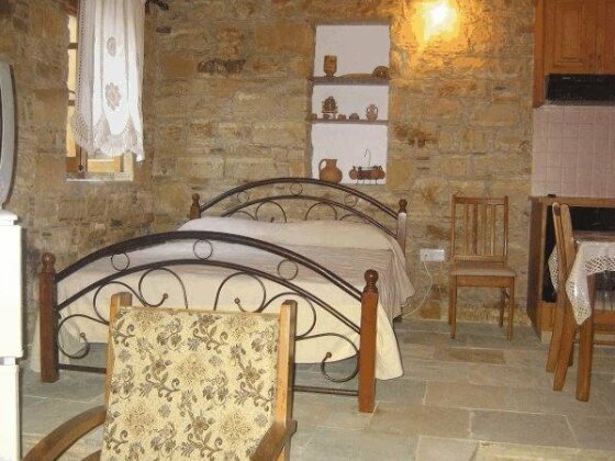 Constantias Stone Houses - Photo3
