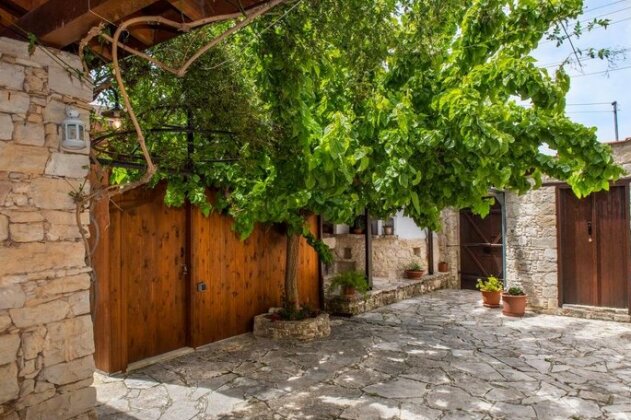 Country House Apanemia - Photo2