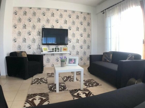2 Bedroom Apartment North Nicosia - Photo2