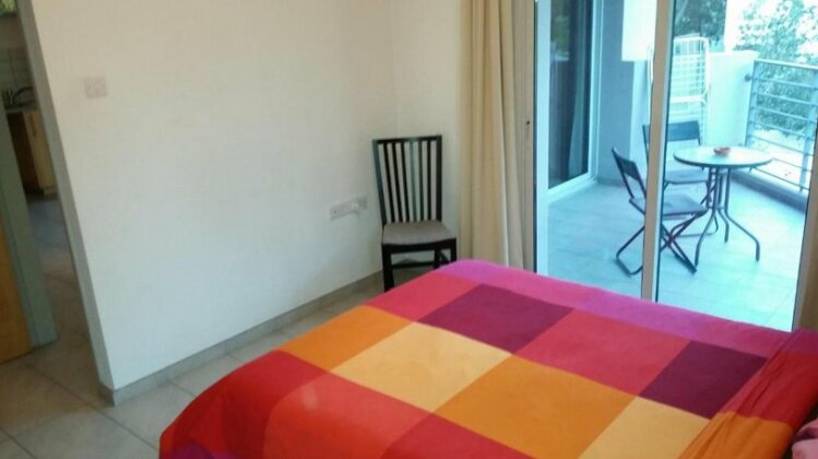 Central new - Hilton area - Photo5