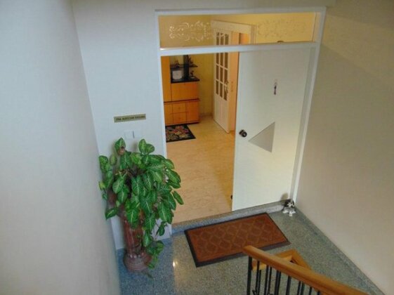 Deluxe Nicosia Apartment - Photo3