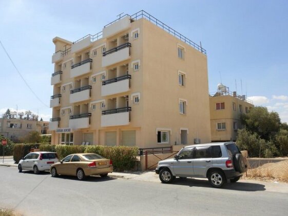 Denis Hotel - Photo4
