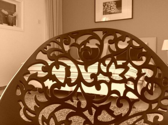 DownTown Living - Photo2