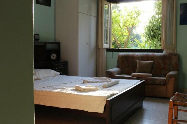 Homestay - Costas Hostel Action - Photo5