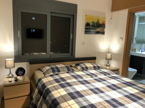 Kennedy Deluxe Suites