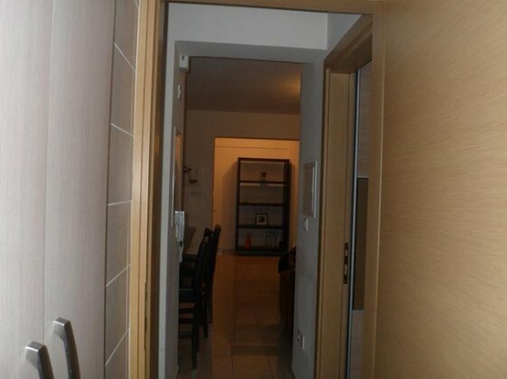 Pioneer Apartments - Photo5