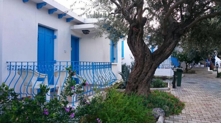 Santoria Holiday Village - Photo3