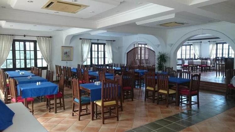 Santoria Holiday Village - Photo5