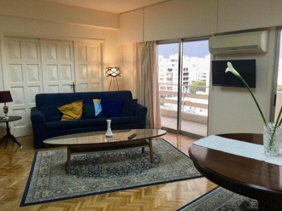 Spacious & bright central apartment - Photo2
