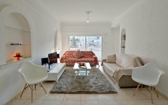 Spacious&Amazing 4 Bdr Nicosia Newly Renovated - Photo2