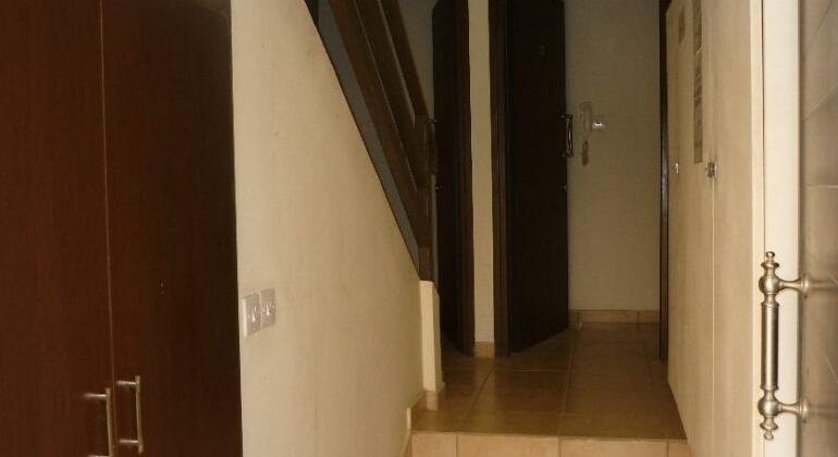 Tseri Budget Residences - Photo4