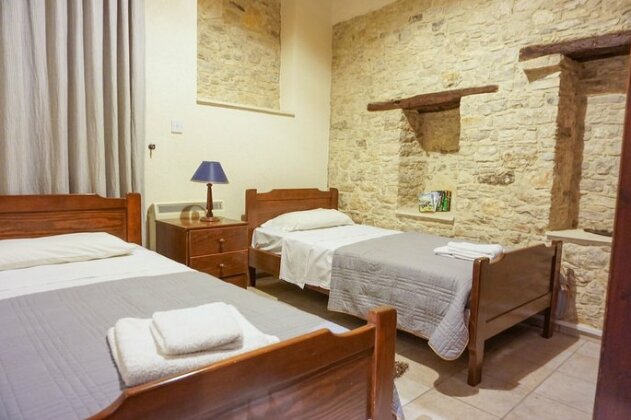 Omodos Village Houses - Photo5