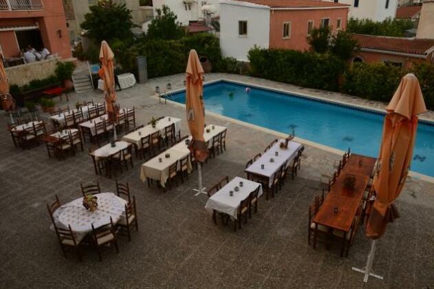 Antonis G Hotel Apartments - Photo3