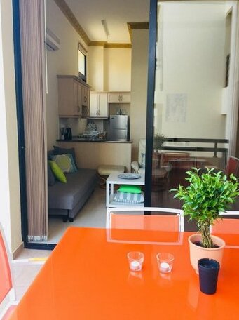 Mediterranean Sea View 1 bed apt - Photo4