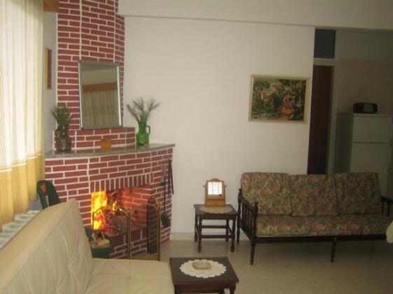 Moni House - Photo2