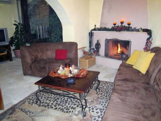 Chrisalkora Traditional House - Photo2