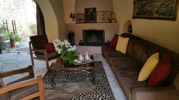 Chrisalkora Traditional House - Photo5