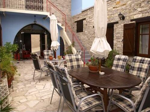 Iosiphis Stonebuilt House - Photo2