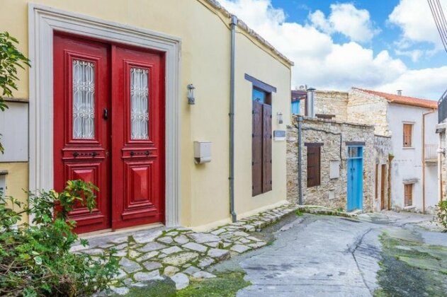 RedBlueDoor - Photo2
