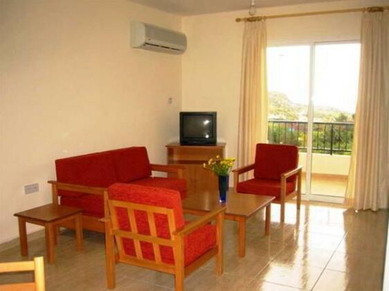 Aura Holiday Villas - Photo2