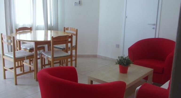 Constantia Gardens Apartment No 006&106 - Photo2