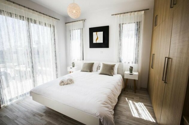 Golden Villas Paphos - Photo5