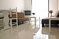 Hill Top Apartments - Photo2