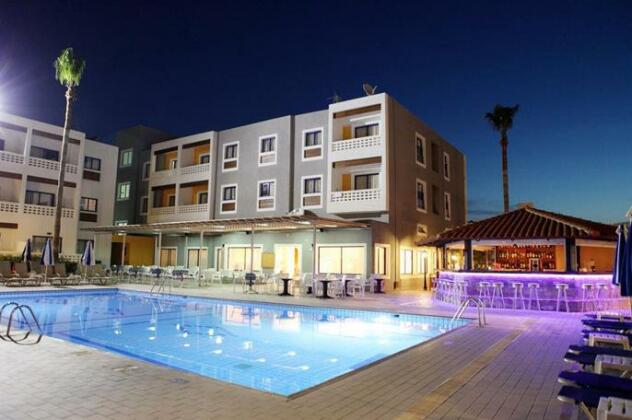 Kefalos - Damon Hotel Apartments - Photo4