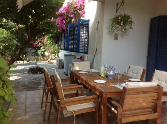 Kings Avenue Apartment Paphos - Photo2