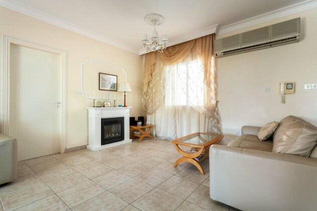 Kings Avenue Apartment Paphos - Photo4