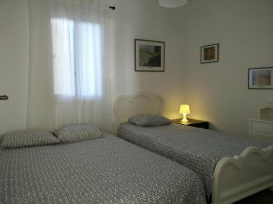 Kings Court 102 - Photo3
